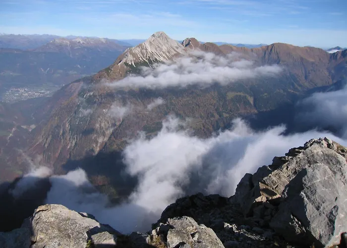 Fritz Sagmeister Guest house