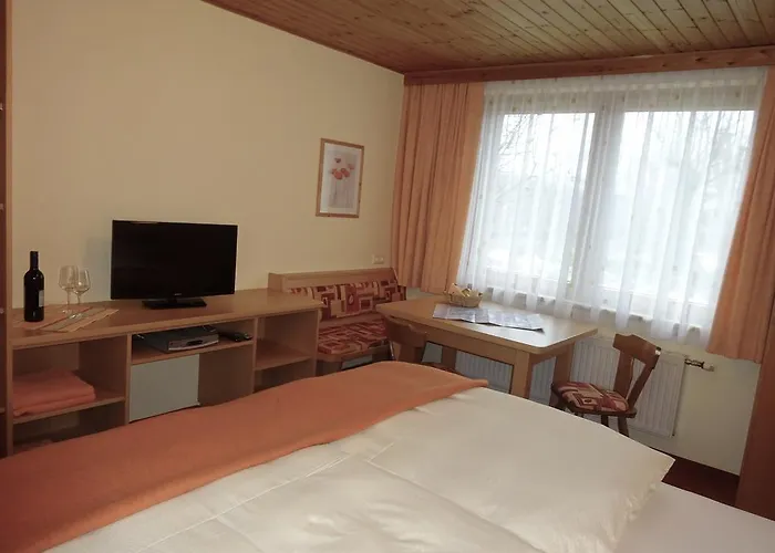 Fritz Sagmeister Guest house